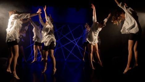 PRZEGLĄD GRUP ARTYSTYCZNYCH • Teatr Tańca Slyde • „Stan nieistnienia” • spektakl