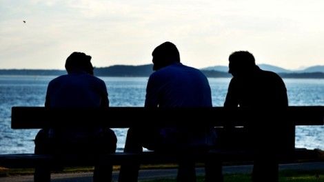 Czerwony Męski Krąg Fundacji 3. Panów