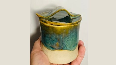 Ceramika użytkowa • przedmiot użytkowy z przykrywką