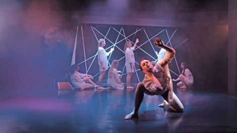 PRZEGLĄD GRUP ARTYSTYCZNYCH • TEATR TAŃCA SLYDE • „Stan nieistnienia” • Spektakl