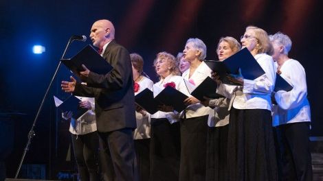 PRZEGLĄD GRUP ARTYSTYCZNYCH • CHÓR UŚMIECH • „Dni, których nie znamy” • Koncert
