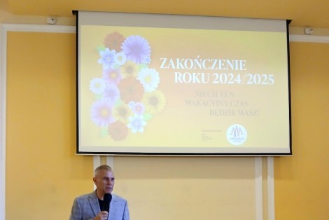 28.05.2025 r. Uroczyste zakończenie roku akademickiego UTW 2024 / 2025